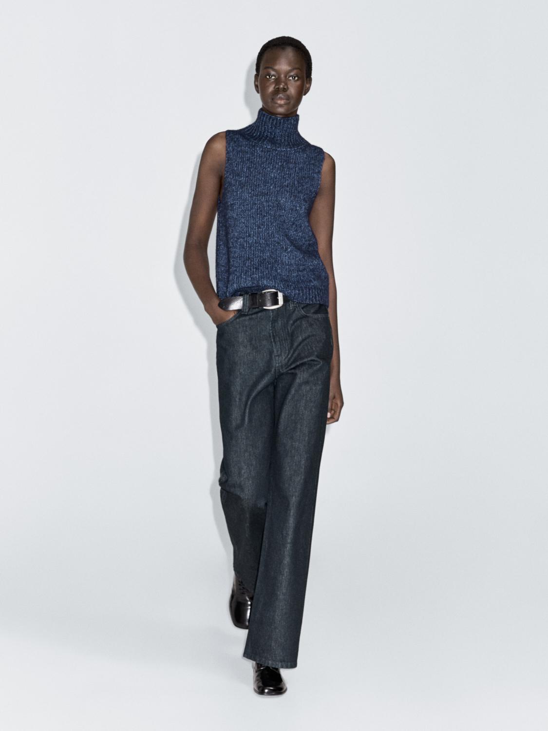 Veste sans manches en maille à col roulé